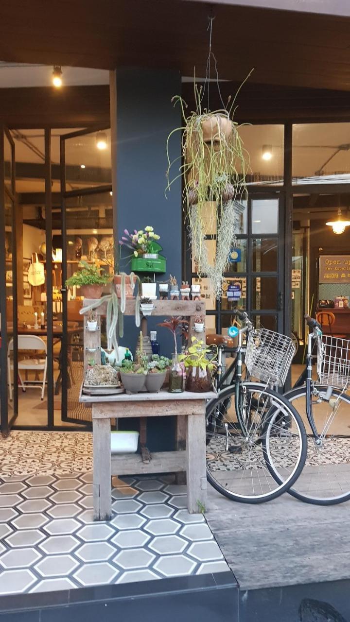 Chernchan Hostel Chanthaburi Exterior foto